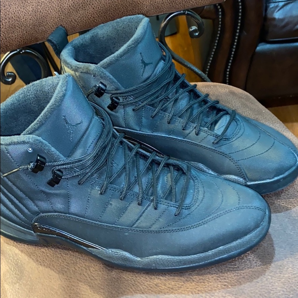 Air Jordan 12 Retro “Winter Black”